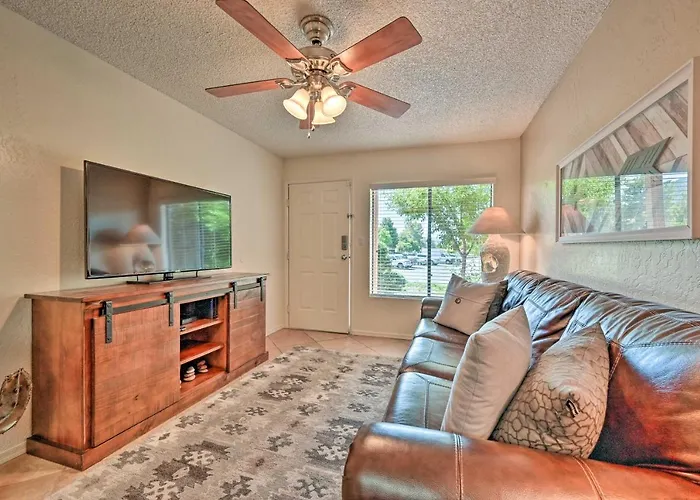 Holiday home South W/ Pool Access - Walk To Shops! Sedona