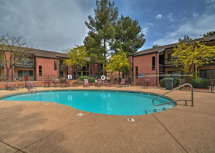 Holiday home South W/ Pool Access - Walk To Shops! Sedona