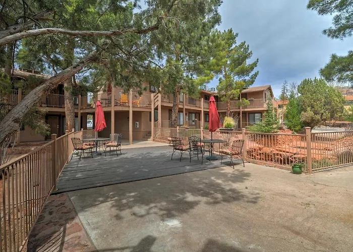 South W/ Pool Access - Walk To Shops! Sedona